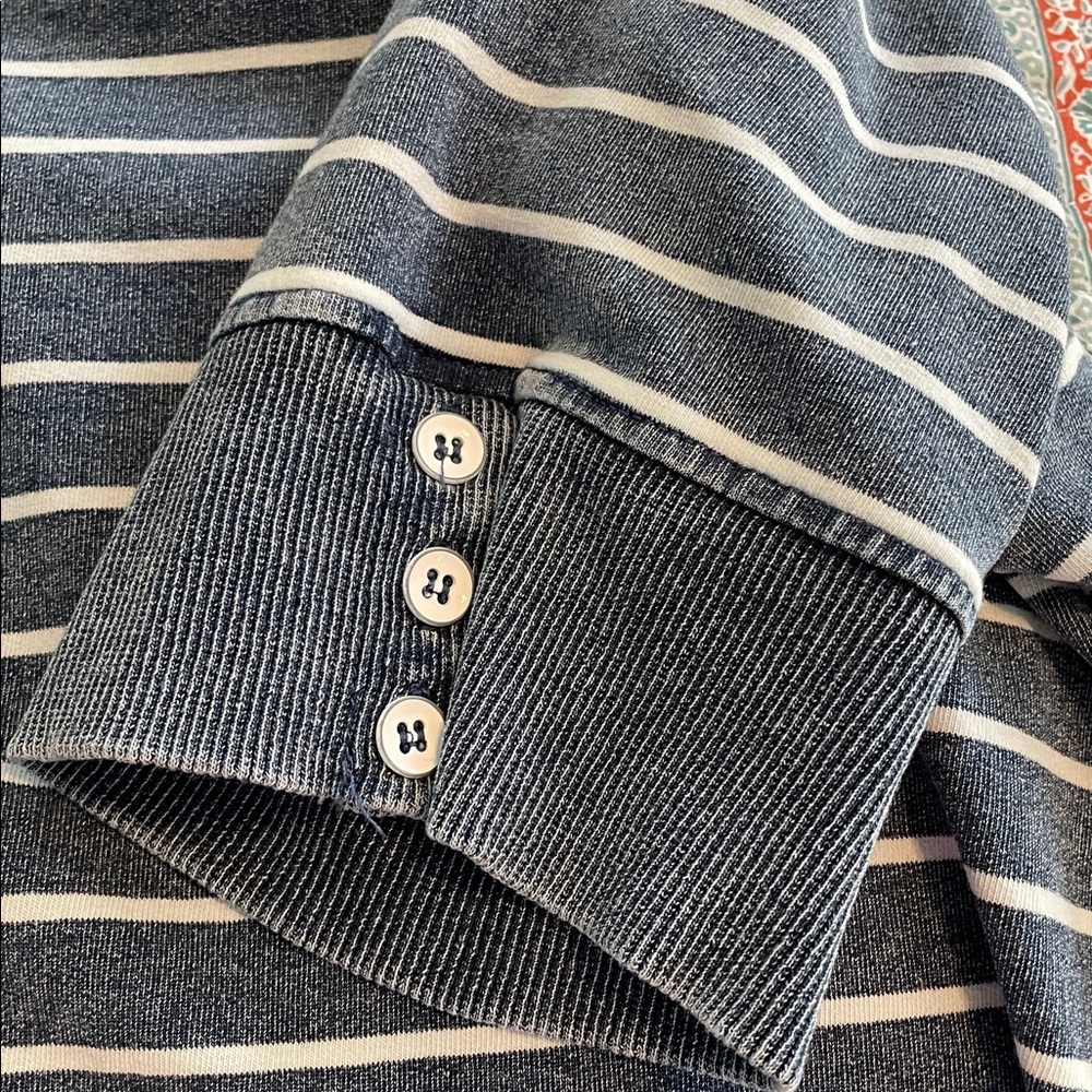 Striped Navy and White Short Sleeve Top - Picture 2 of 3